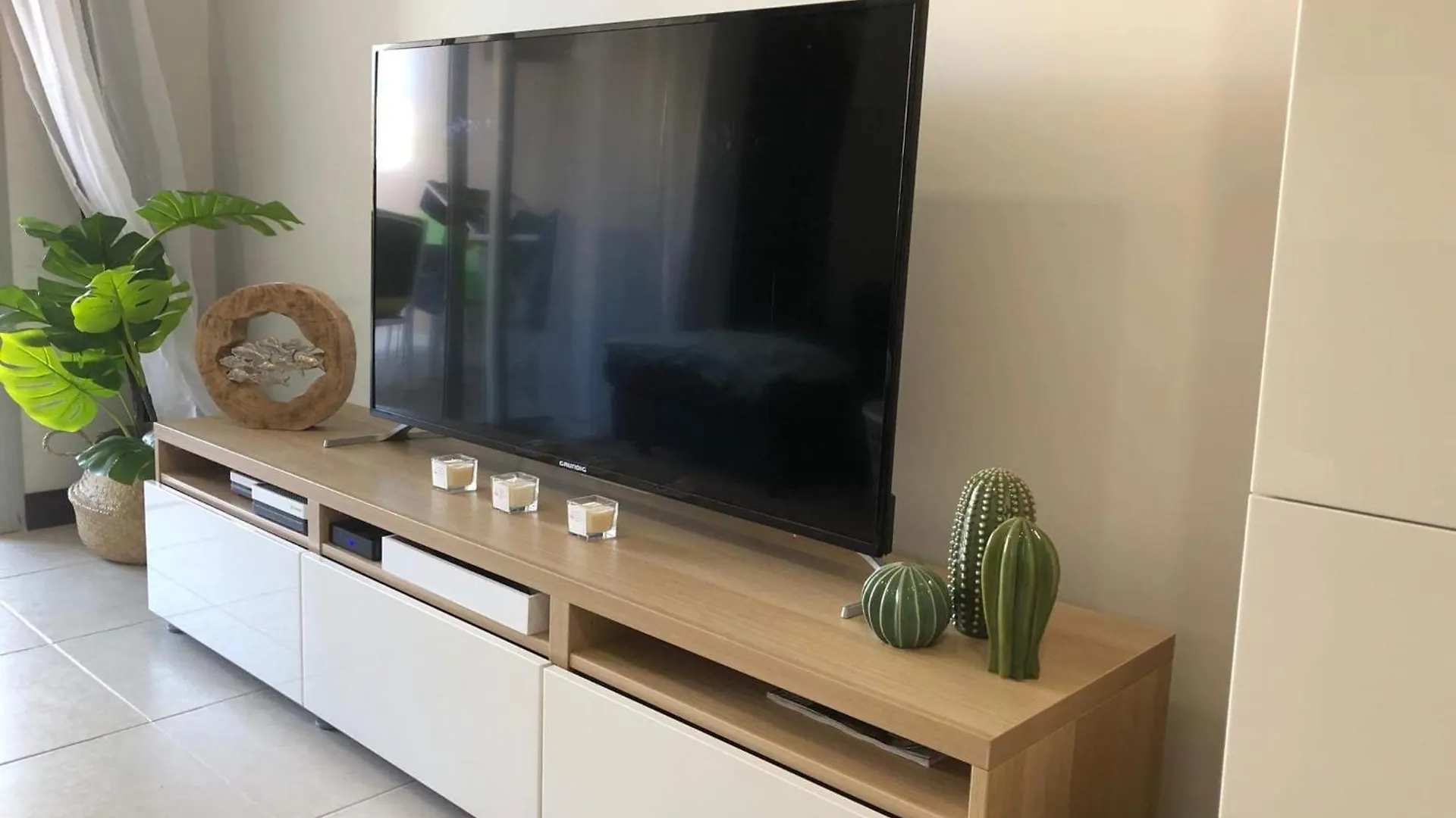 아파트 New !!! Luxury Apartment, 32 M2 Terrace In The Sun, Pool View 아데제